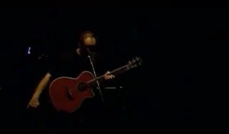 Adrian Belew – Three of a Perfect Pair (Acoustic)